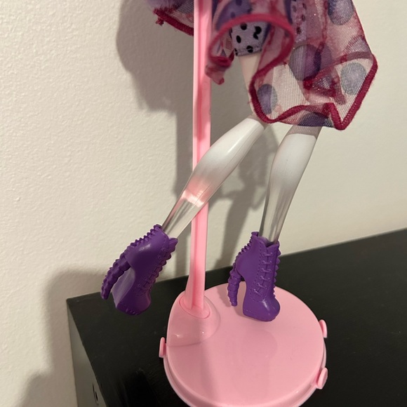 Monster High Doll Spectra Vondergeist Dot Dead Gorgeous (G1) - Picture 2 of 5